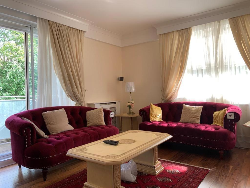 Lovely 3 Bedroom Apartment ลอนดอน ภายนอก รูปภาพ
